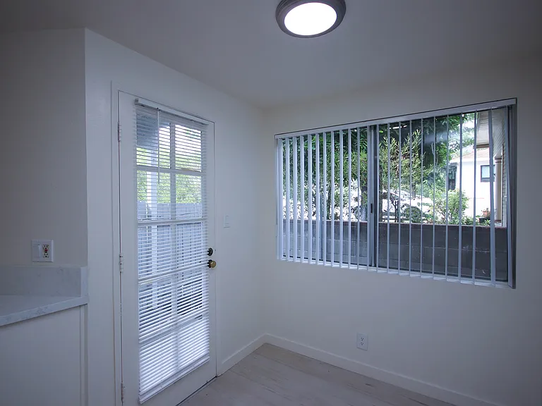 122 N Primrose Ave #A — Photo 8