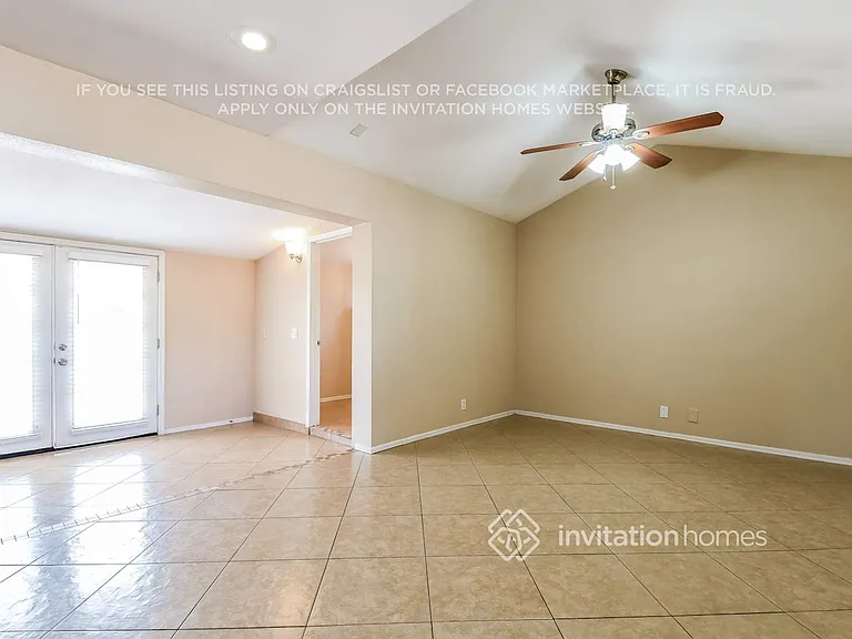 647 E Franklin Ave — Photo 4