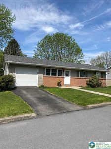103 Sleepy Hollow Ln, Bangor, PA, 18013