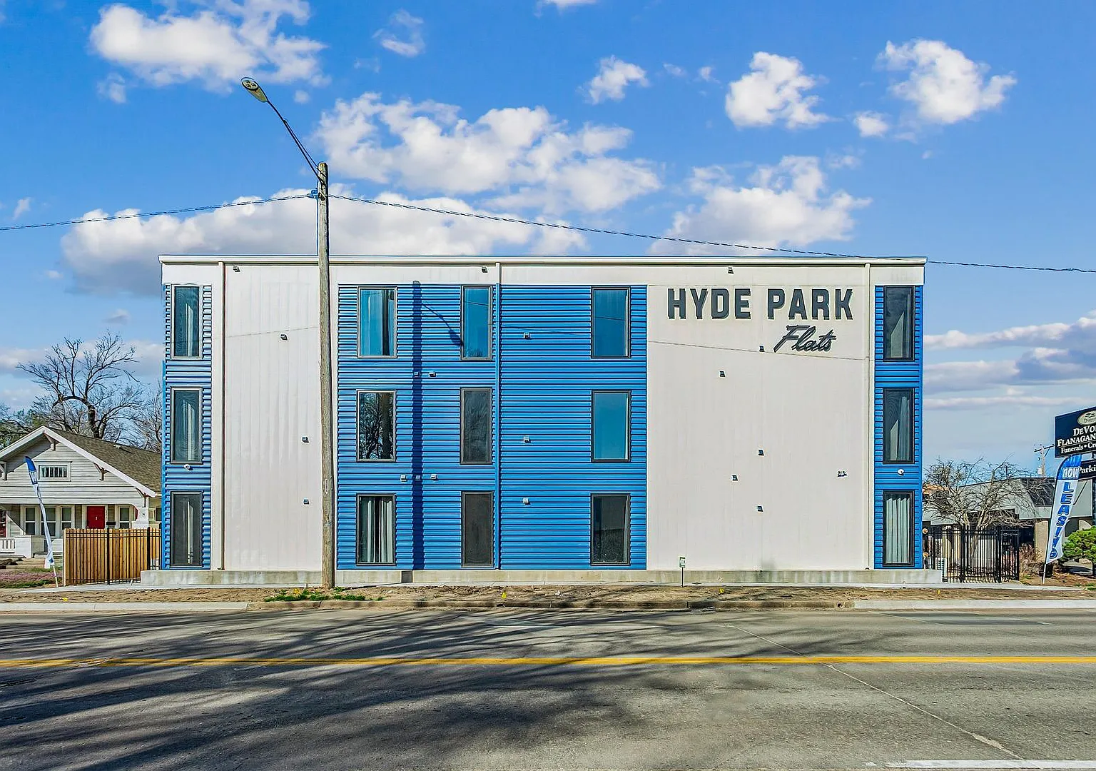 Hyde Park Flats — Photo 2