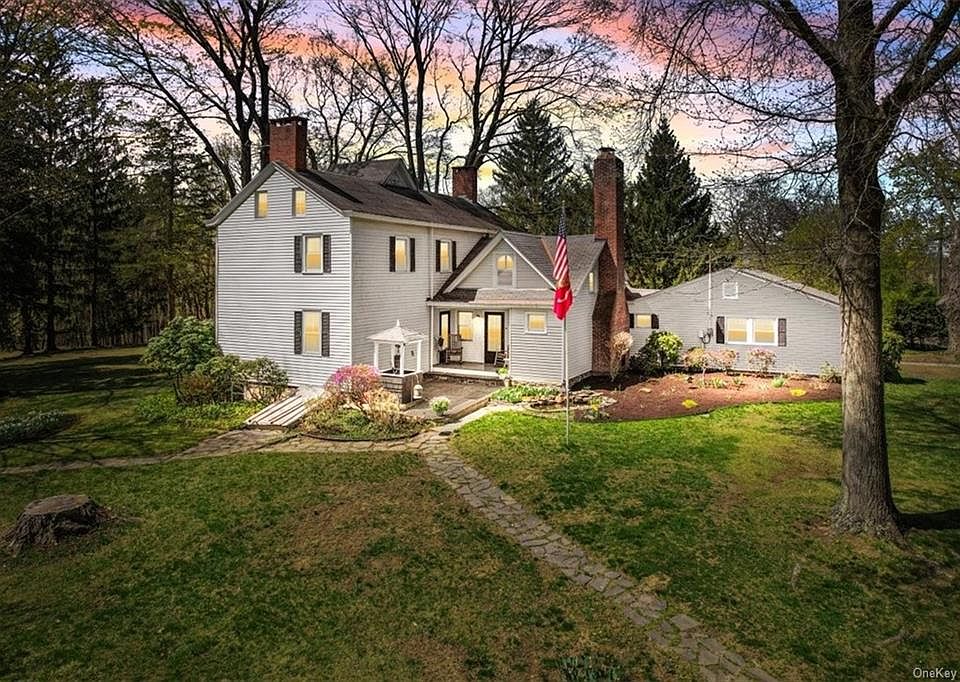 12 Highland Avenue, Walden, NY 12586 Zillow