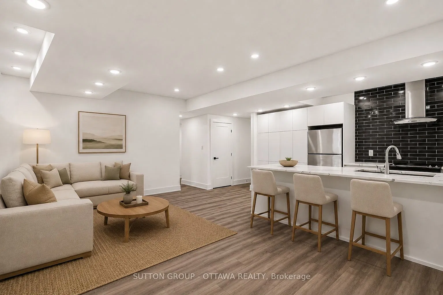 4 bed, $3,200 — Photo 3