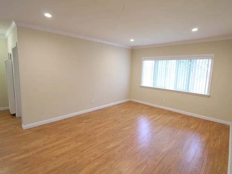 721 Edgewood / 8661 North Beach Keller LLC — Photo 6