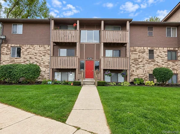 8735 Green Willow St APT 2, Brighton, MI 48116