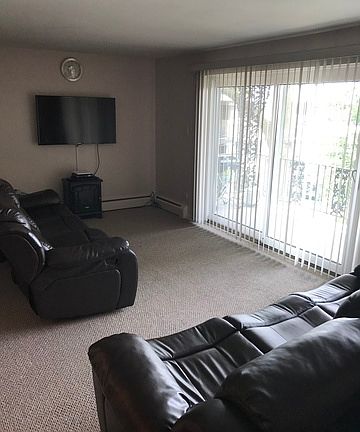 5th image of 1009 8th Ave APT 6