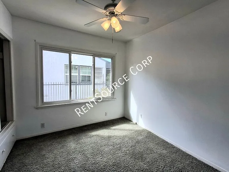 24654 Walnut St — Photo 18