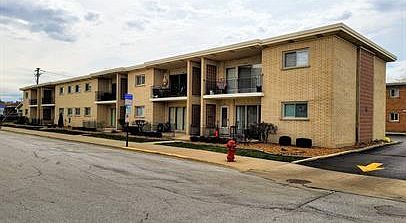 1st image of 4601 W 95th St #10957055
