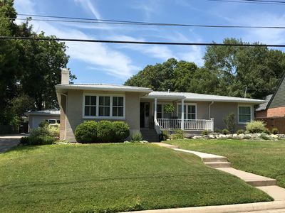 117 Aylesbury Hill St, Terrell Hills, TX, 78209