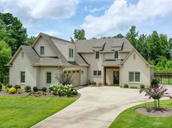 514 Norfolk Dr, Auburn, AL 36830