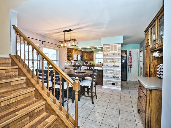 5th image of 675 Versailles Cir Unit A