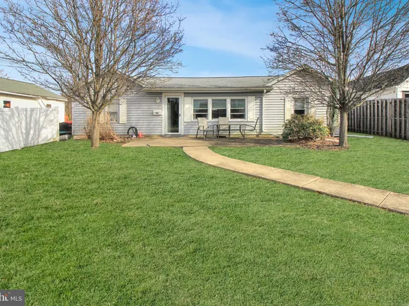 158 W Reliance Rd, Telford, PA 18969