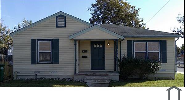 1st image of 2458 W Huisache Ave