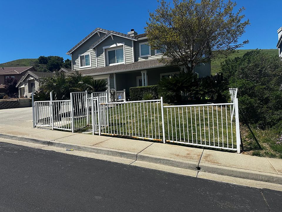 2nd image of 443 Tradewinds Ct