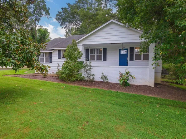 409 Panola Dr, Martin, TN 38237