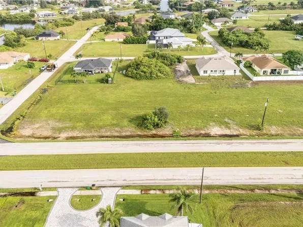 2807 Tropicana Pkwy W, Cape Coral, FL 33993