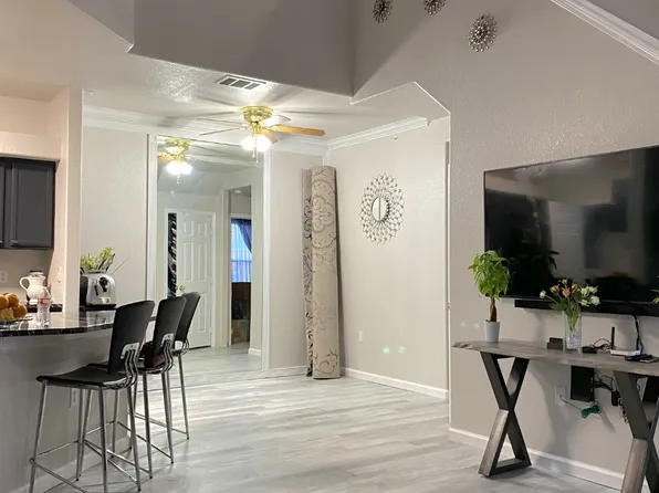 18989 E Warren Dr #G-201, Aurora, CO 80013