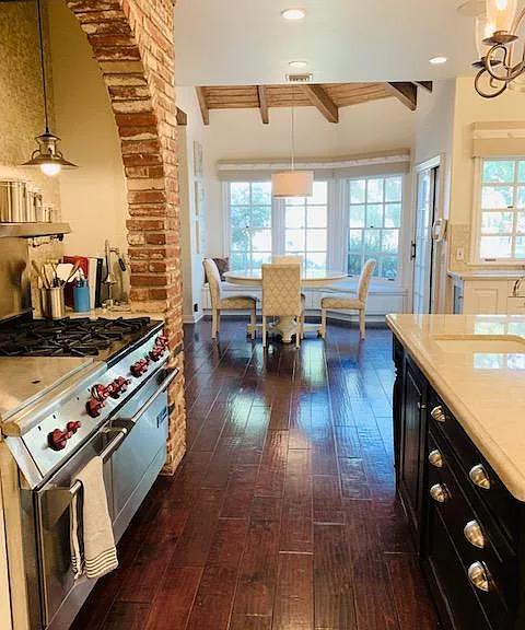 4542 Westchester Dr — Photo 14