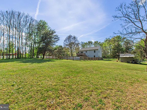 5th image of 10132 Wallers Rd