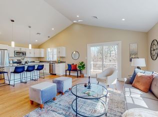 5 Middle Rd, Falmouth, ME 04105