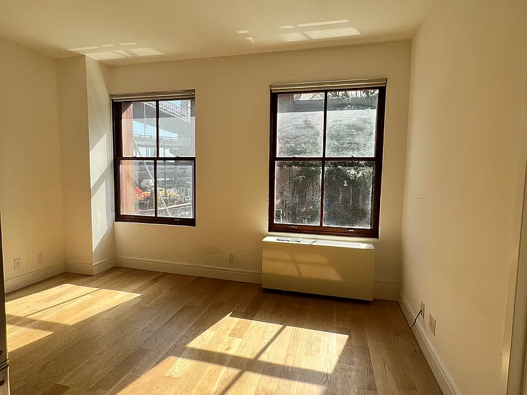 254 Front St #2C — Photo 4
