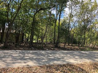 Riverview Ave, Lockport, IL 60441