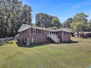 712 Windwood Dr, Anniston, AL 36206