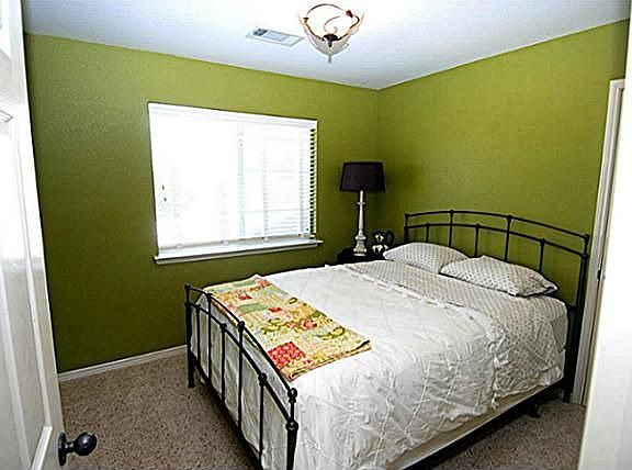 5th image of 2701 Scarborough Ln