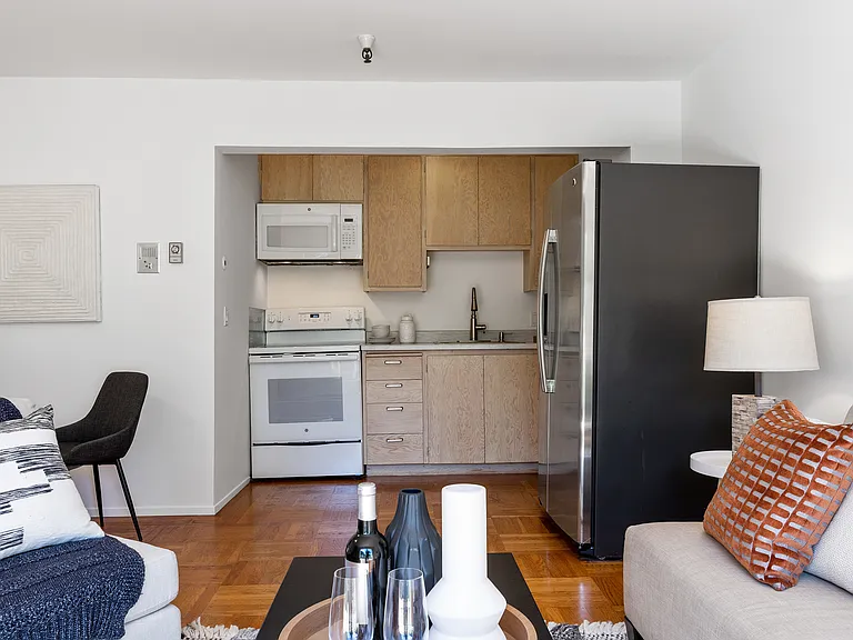 333 Roosevelt Way #A — Photo 18