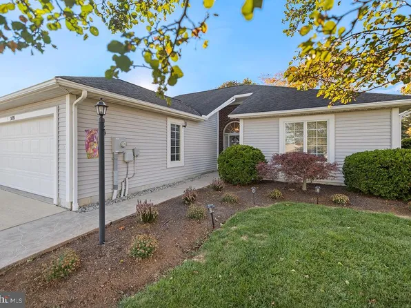 3891 Alfalfa Ln E, Fayetteville, PA 17222