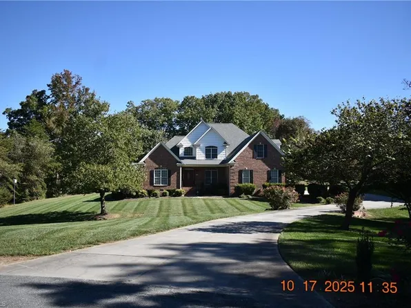 7872 Bufflehead Ct, Greensboro, NC 27455