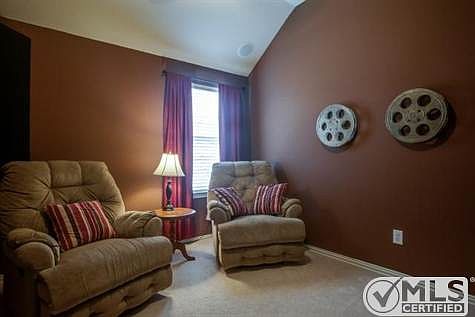 4th image of 3213 Red Cedar Dr