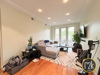 Rented by Realty 2000 Corp