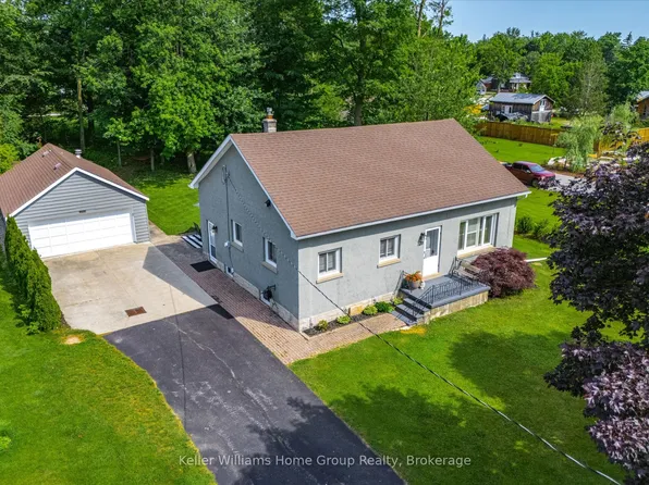 28 Peel St W, Mapleton, ON N0B 1A0