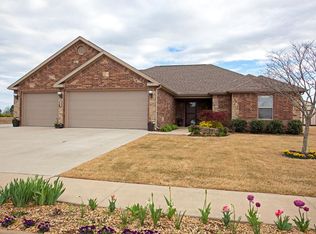 1001 Mitchell Ln, Pea Ridge, AR 72751