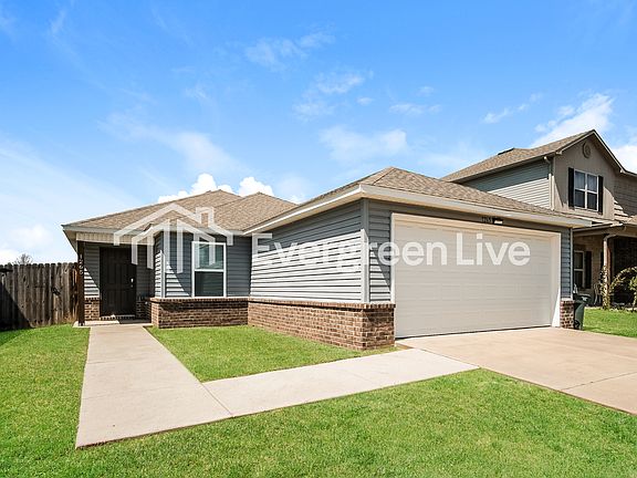2nd image of 1265 S Ivory Bill Ln
