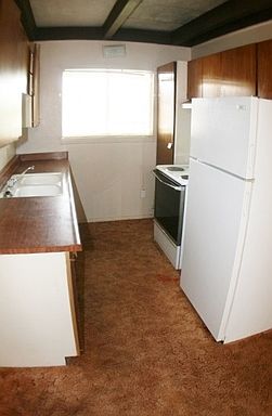 4th image of 701 W 21st St APT 24