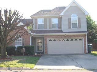 107 Williamsburg Dr, White House, TN 37188