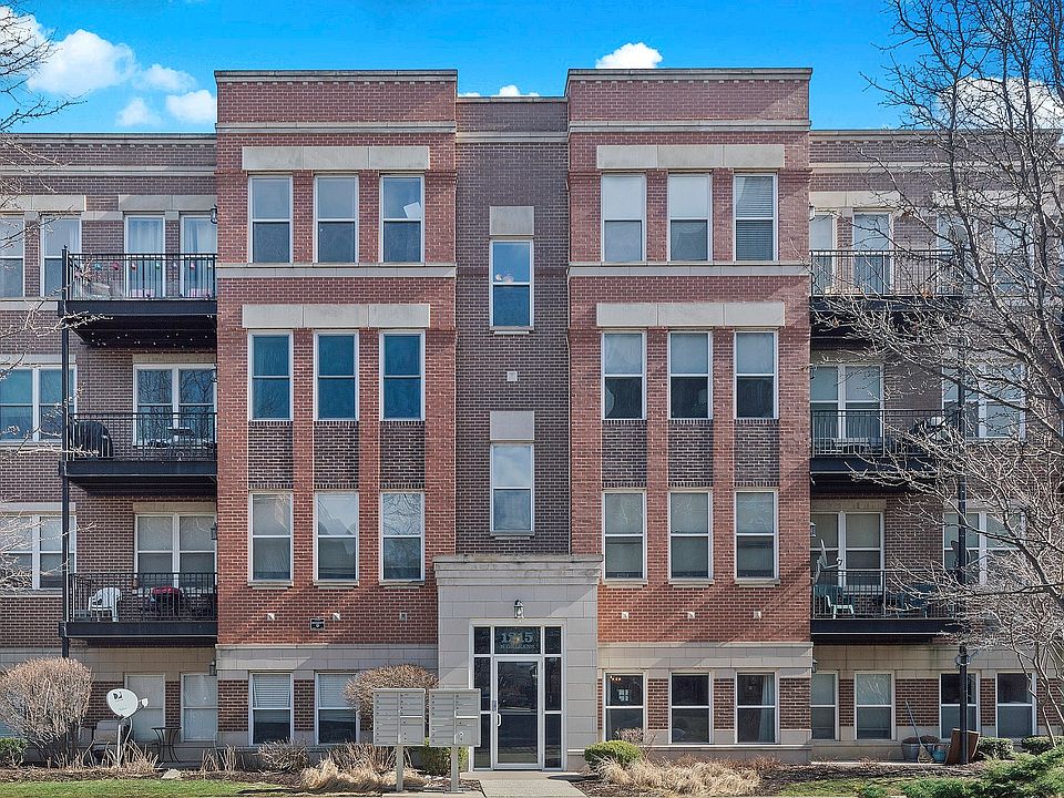 1st image of 1215 N Orleans St APT 301