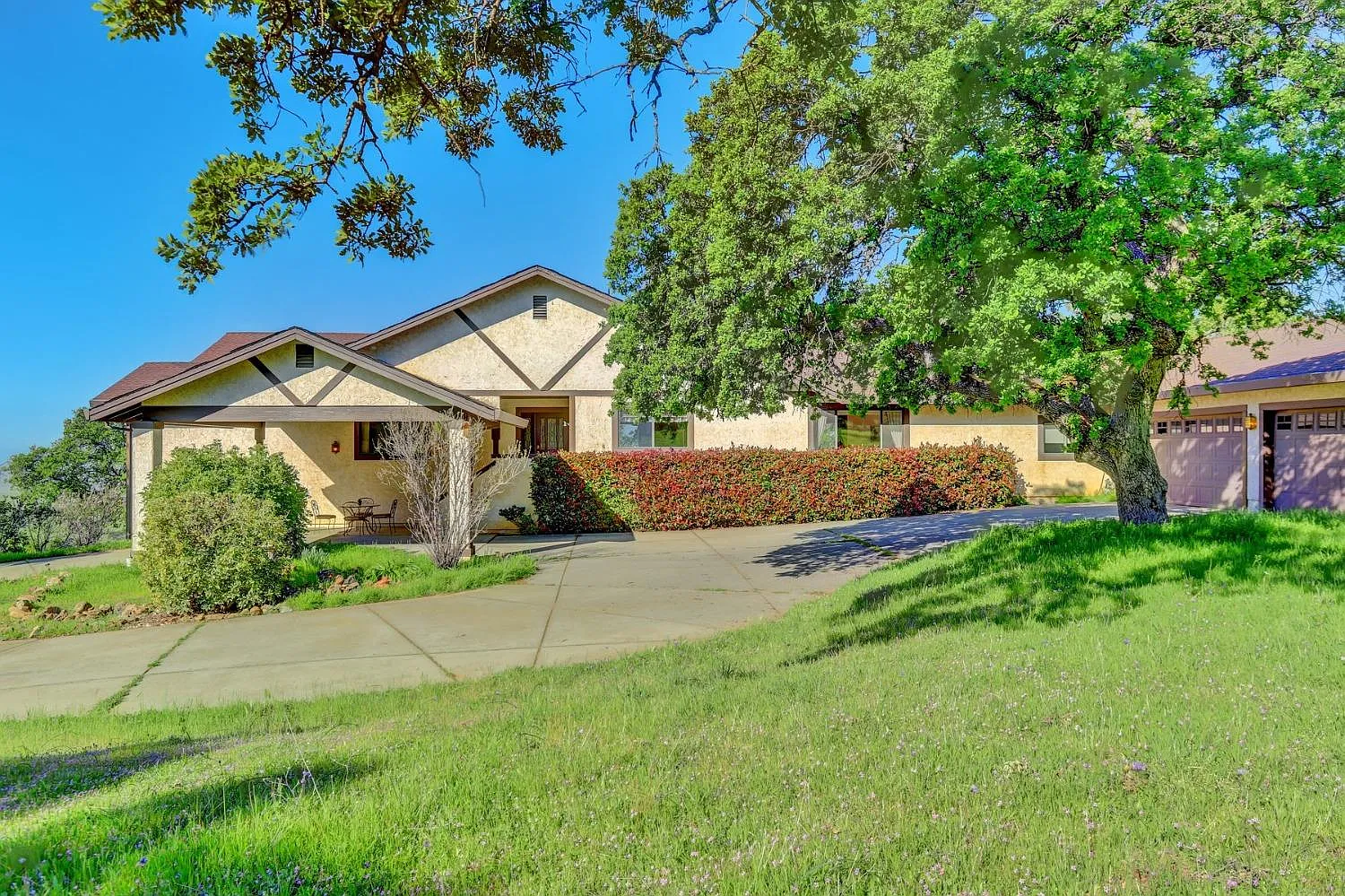 7791 Walsh Ln photo 1