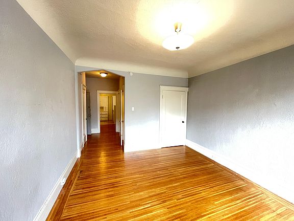3rd image of 1090 Francisco St APT 6