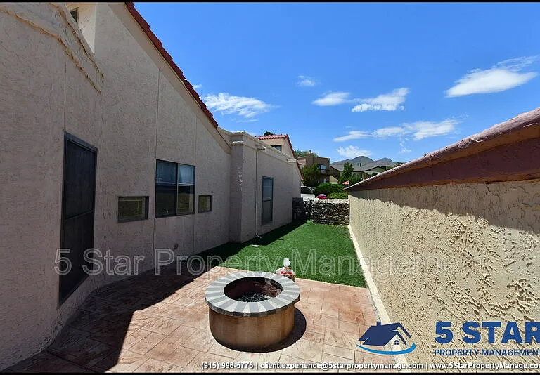 3212 Canyon Point Ln — Photo 48