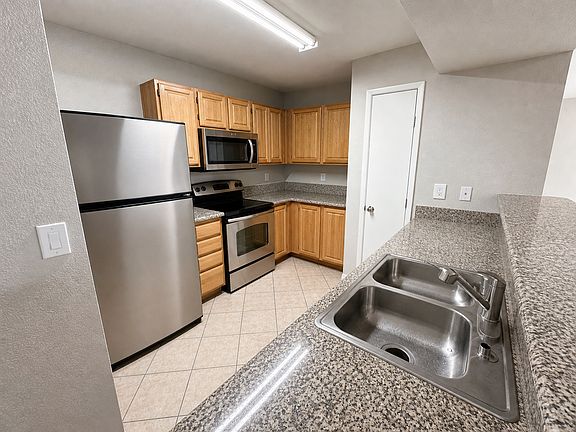 3rd image of 5055 W Hacienda Ave Unit 1085