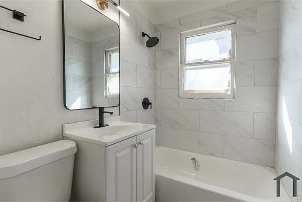 2 bed, $1,200 — Photo 3