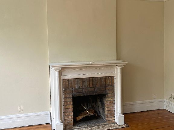 5th image of 3240 N Kenmore Ave #1