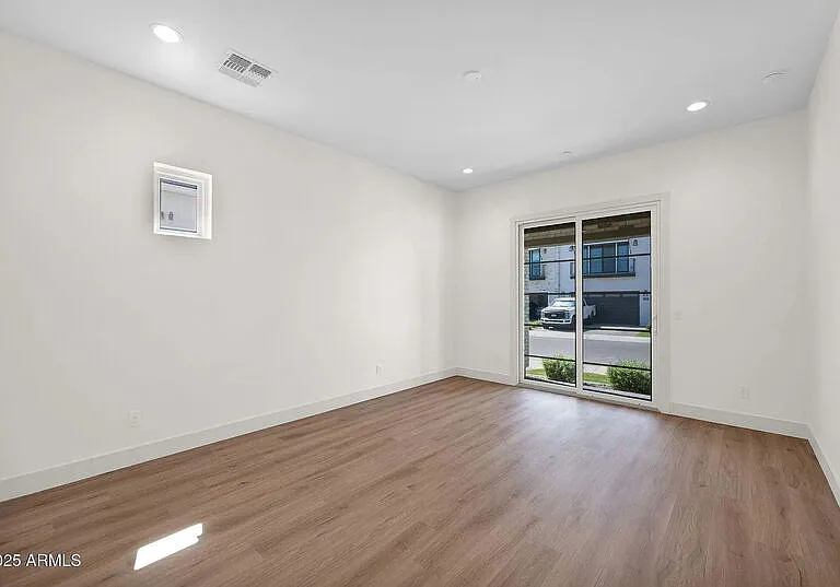 2648 E Longhorn Ct — Photo 20