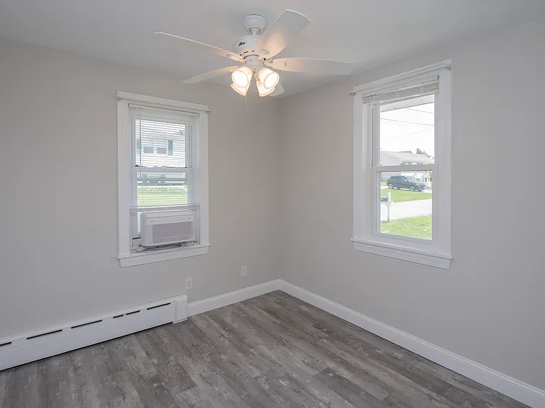 40 Draper Ave — Photo 9