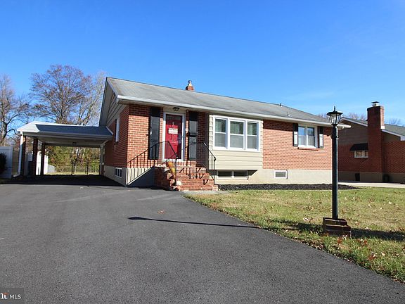 2nd image of 31 Marta Dr