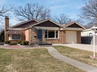 230 Goodwin Pl, Mundelein, IL 60060