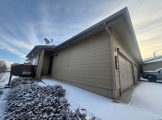 1764 Glen Meadows Dr, Greeley, CO 80631