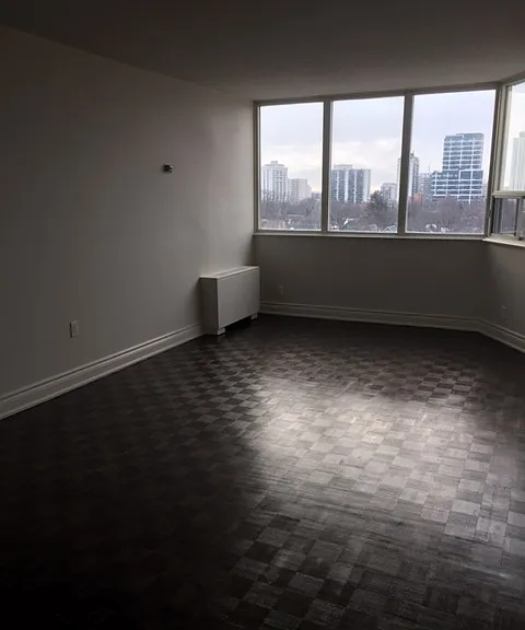 40 Soudan Ave #1205 — Photo 19